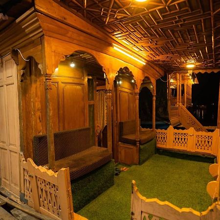 New Bombay Heritage Group Of Houseboats Σριναγκάρ Εξωτερικό φωτογραφία