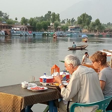 New Bombay Heritage Group Of Houseboats Σριναγκάρ Εξωτερικό φωτογραφία
