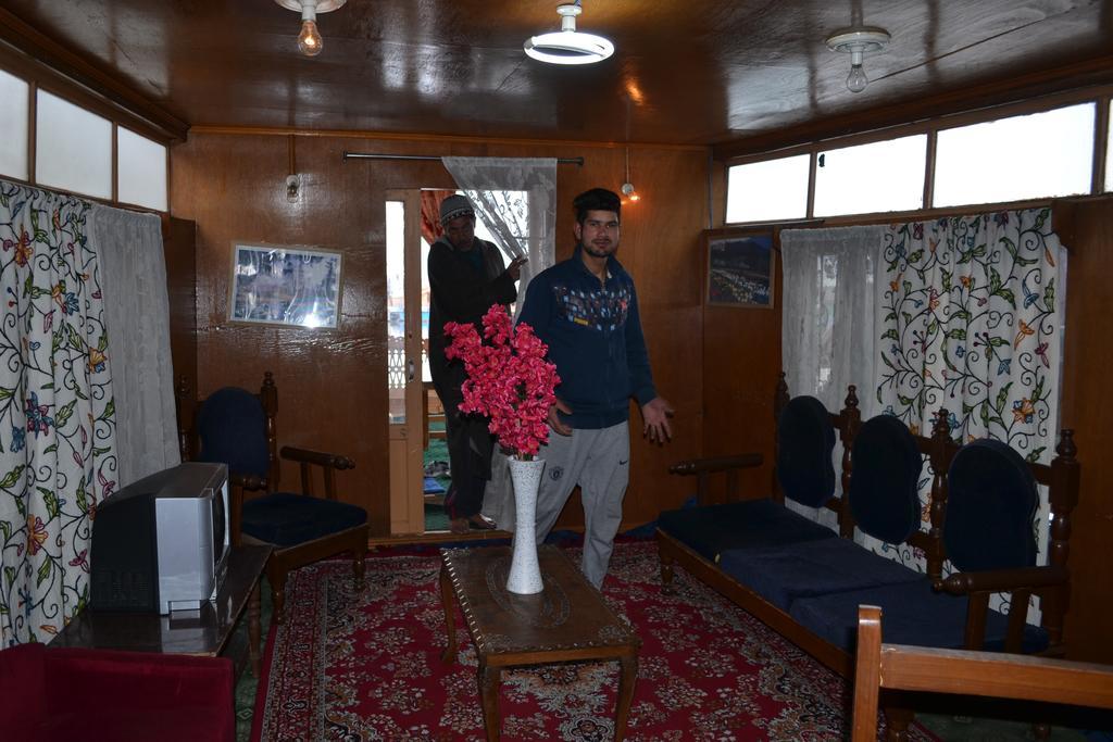 New Bombay Heritage Group Of Houseboats Σριναγκάρ Εξωτερικό φωτογραφία