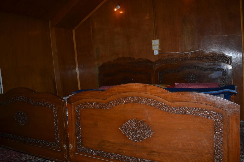 New Bombay Heritage Group Of Houseboats Σριναγκάρ Εξωτερικό φωτογραφία