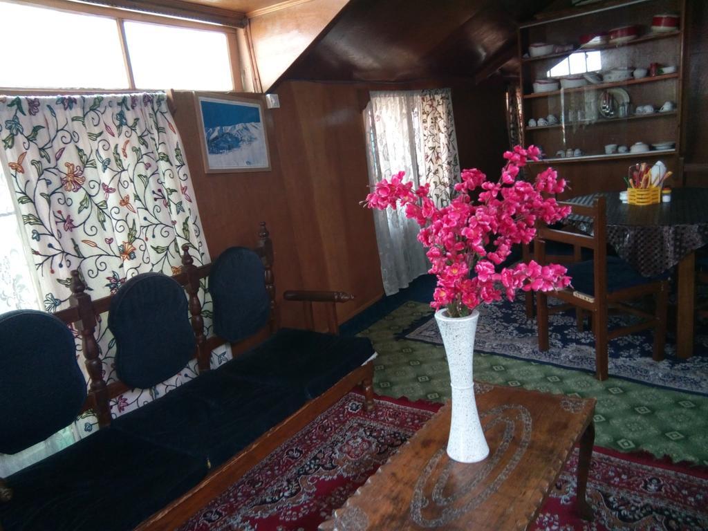 New Bombay Heritage Group Of Houseboats Σριναγκάρ Εξωτερικό φωτογραφία