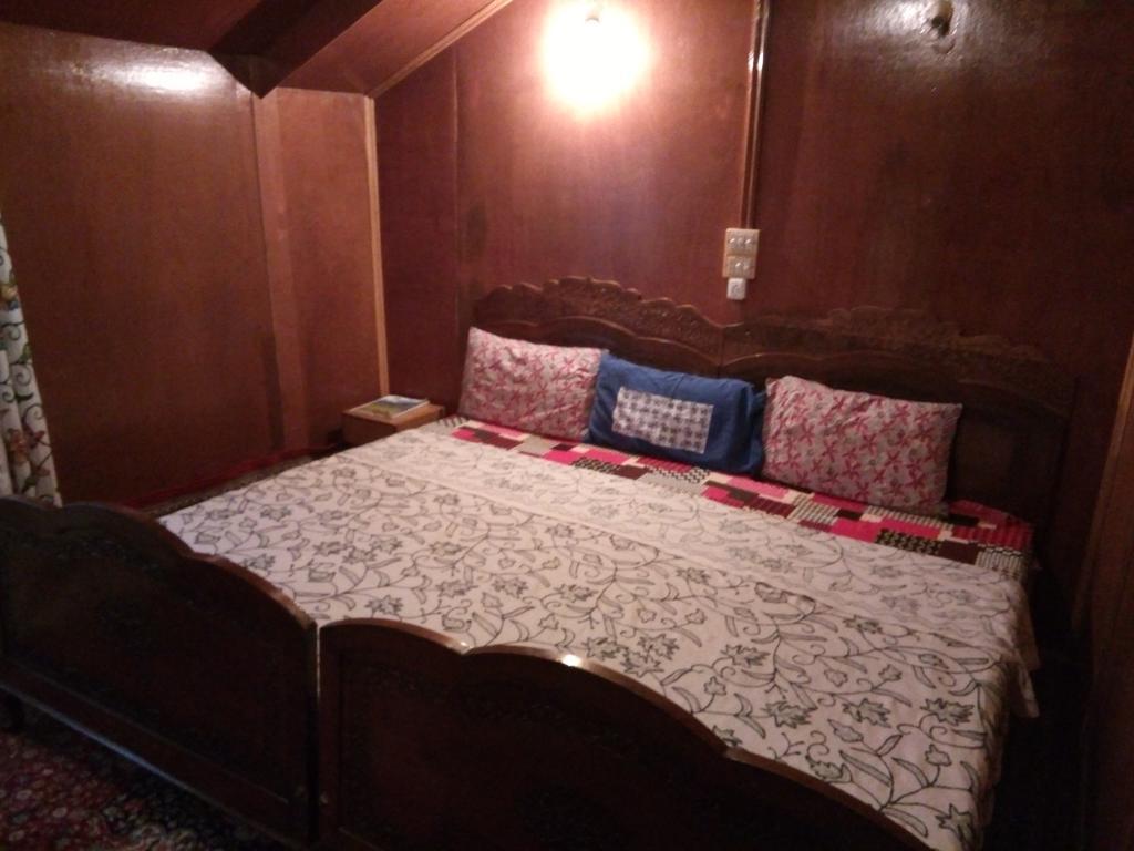 New Bombay Heritage Group Of Houseboats Σριναγκάρ Εξωτερικό φωτογραφία