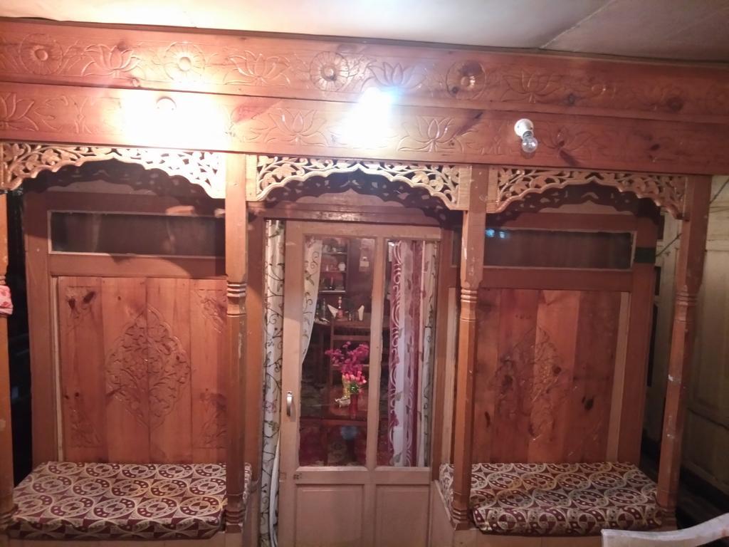 New Bombay Heritage Group Of Houseboats Σριναγκάρ Εξωτερικό φωτογραφία