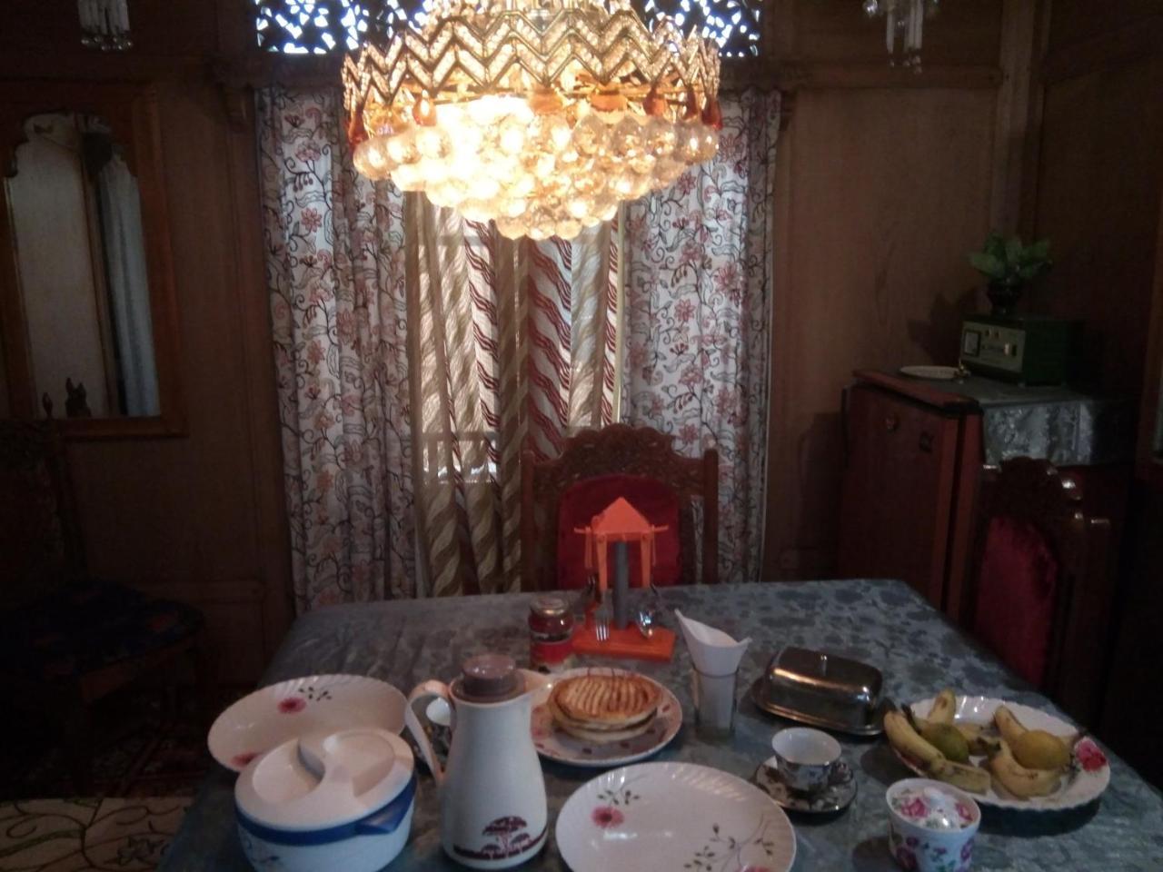 New Bombay Heritage Group Of Houseboats Σριναγκάρ Εξωτερικό φωτογραφία